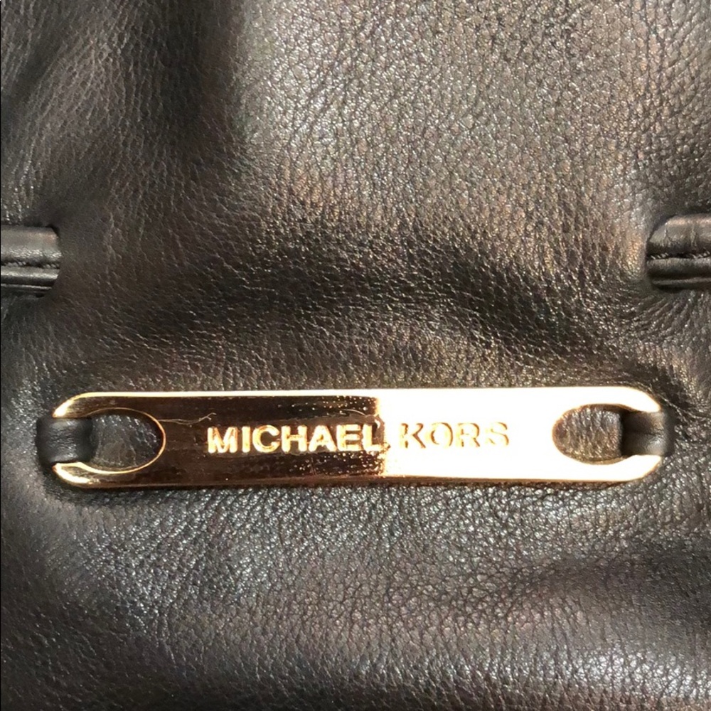 Michael Kors bag - Picture 3 of 7